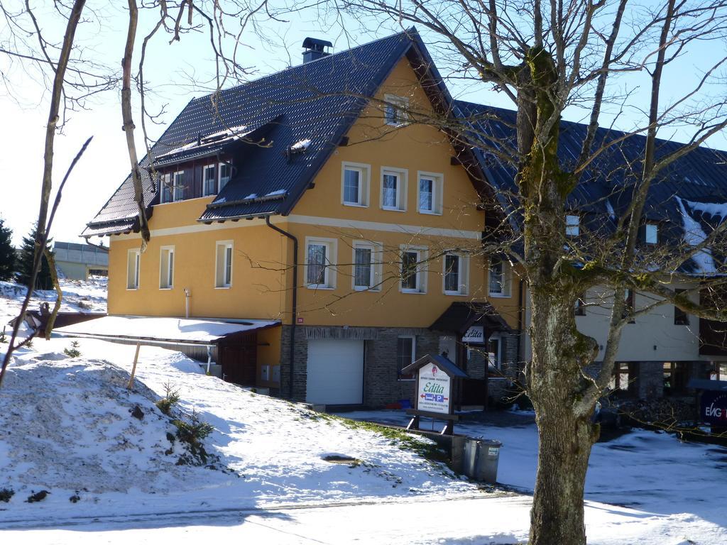 Ubytovani Edita Boží Dar Exterior foto
